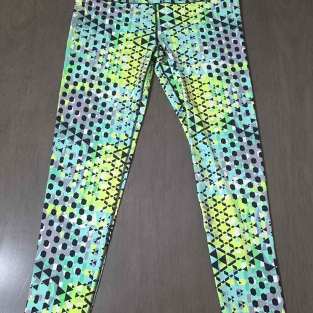 Victoria Sport Knockout by Victoria's Secret Tight - Size Large